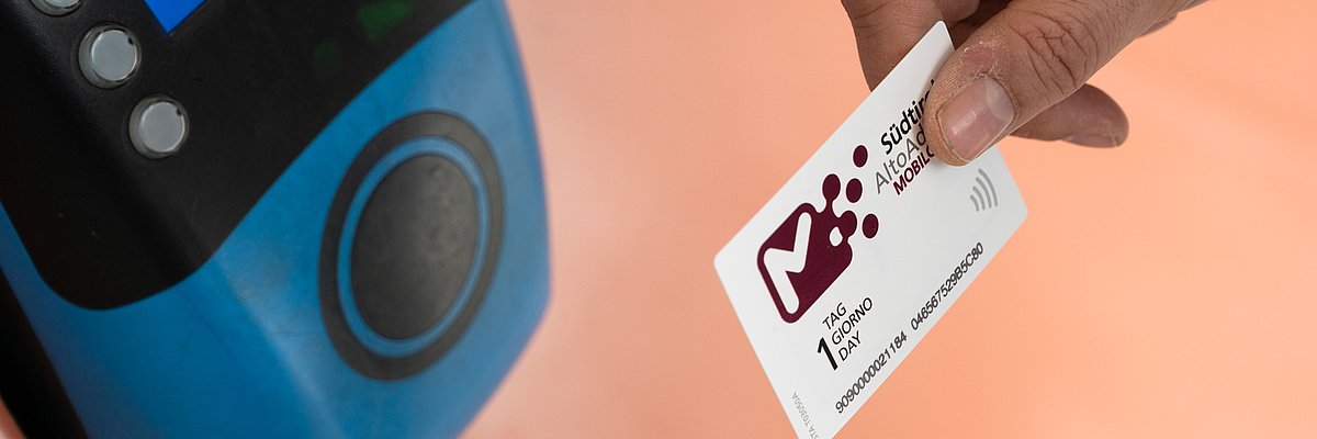 Una Mobilcard viene convalidata ad un'obliteratrice.