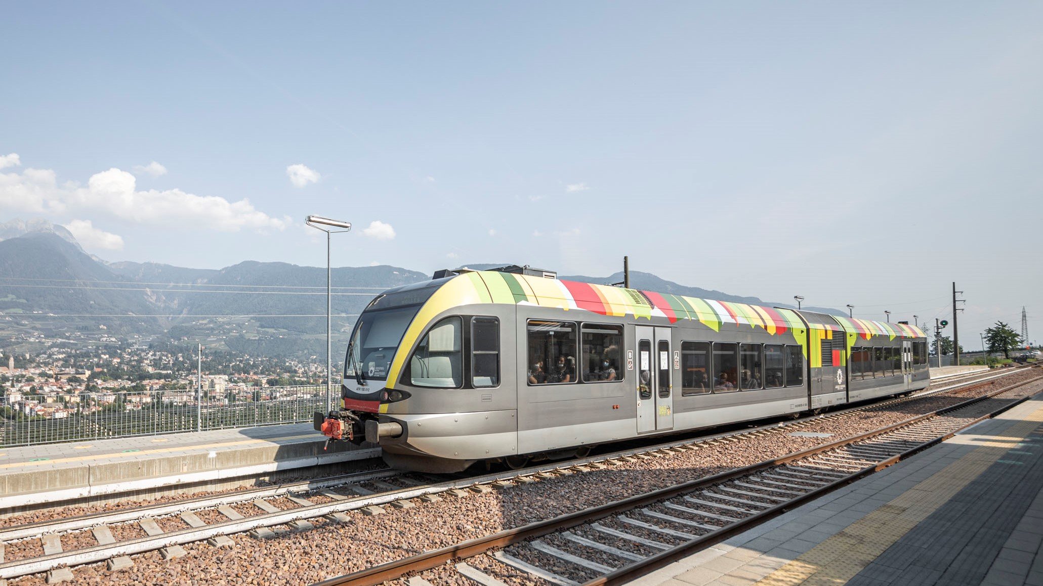 A train of the Vinschger Bahn / Treno Val Venosta at the Marling/ Marlengo train station