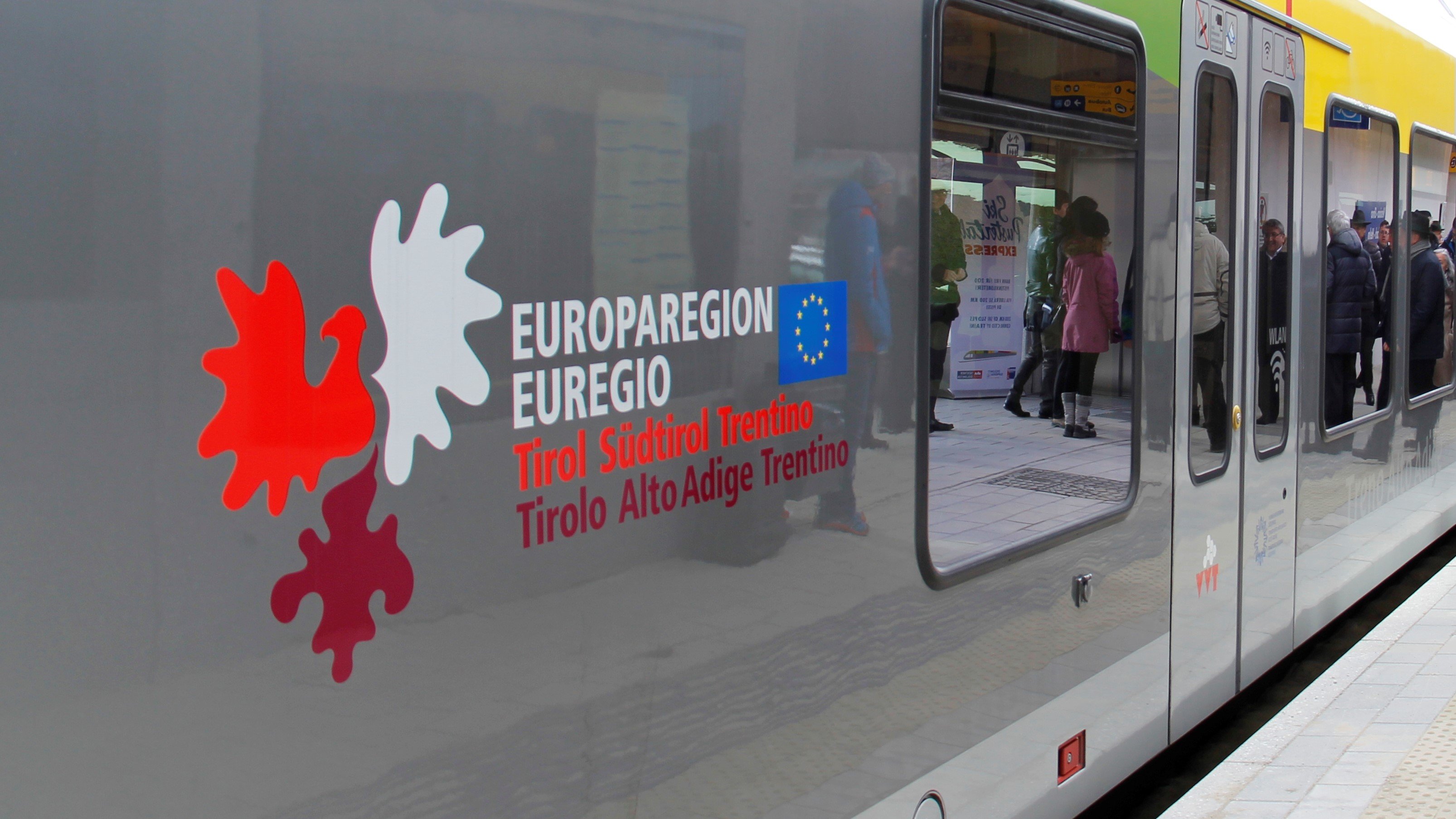 Train with Euregio Logo